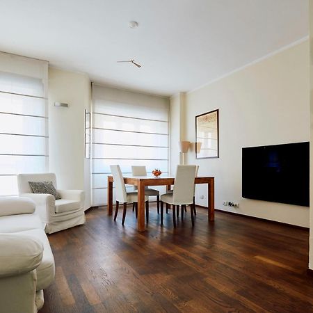 Savona Corner Apartment Милано Екстериор снимка