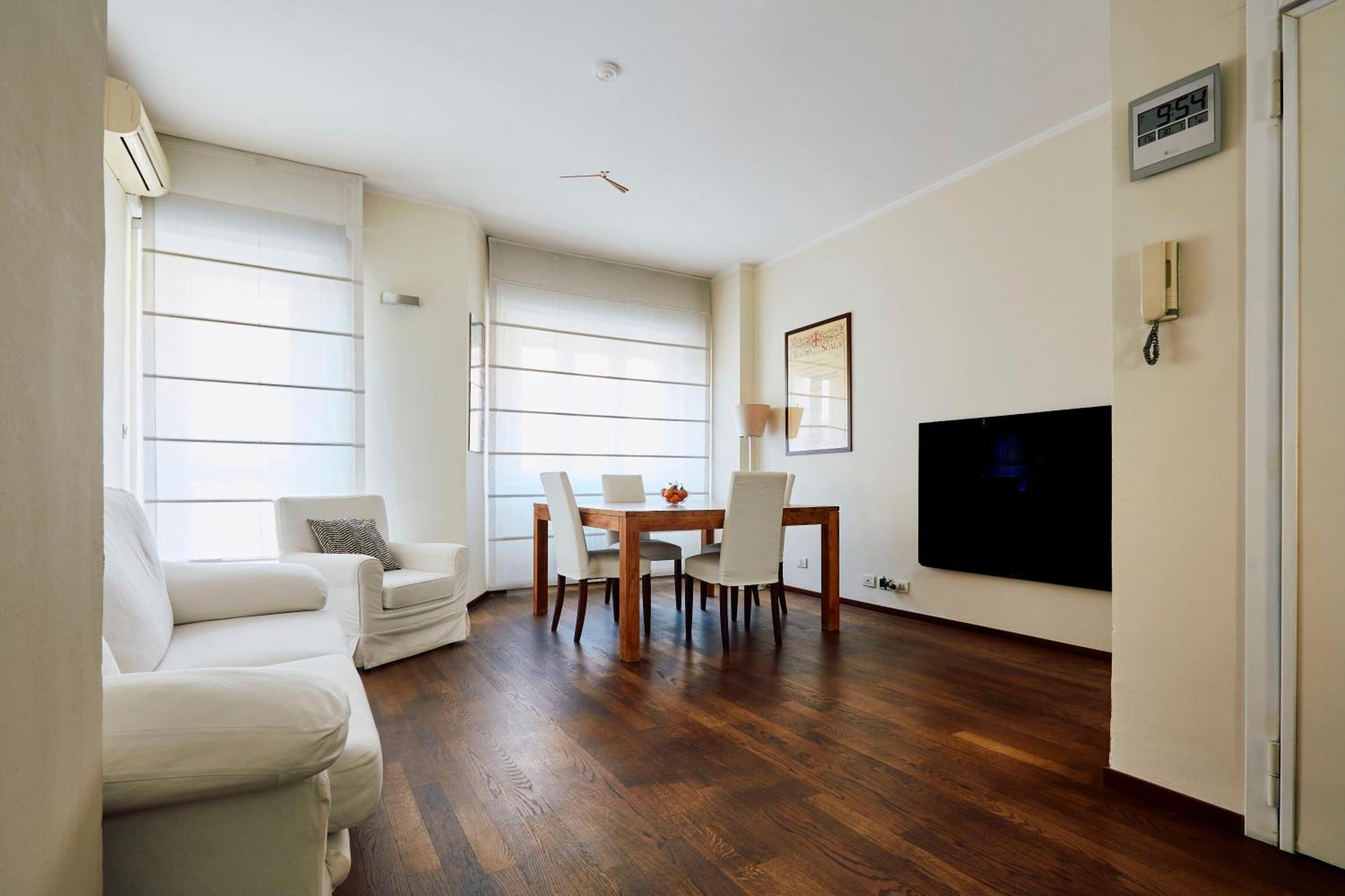 Savona Corner Apartment Милано Екстериор снимка
