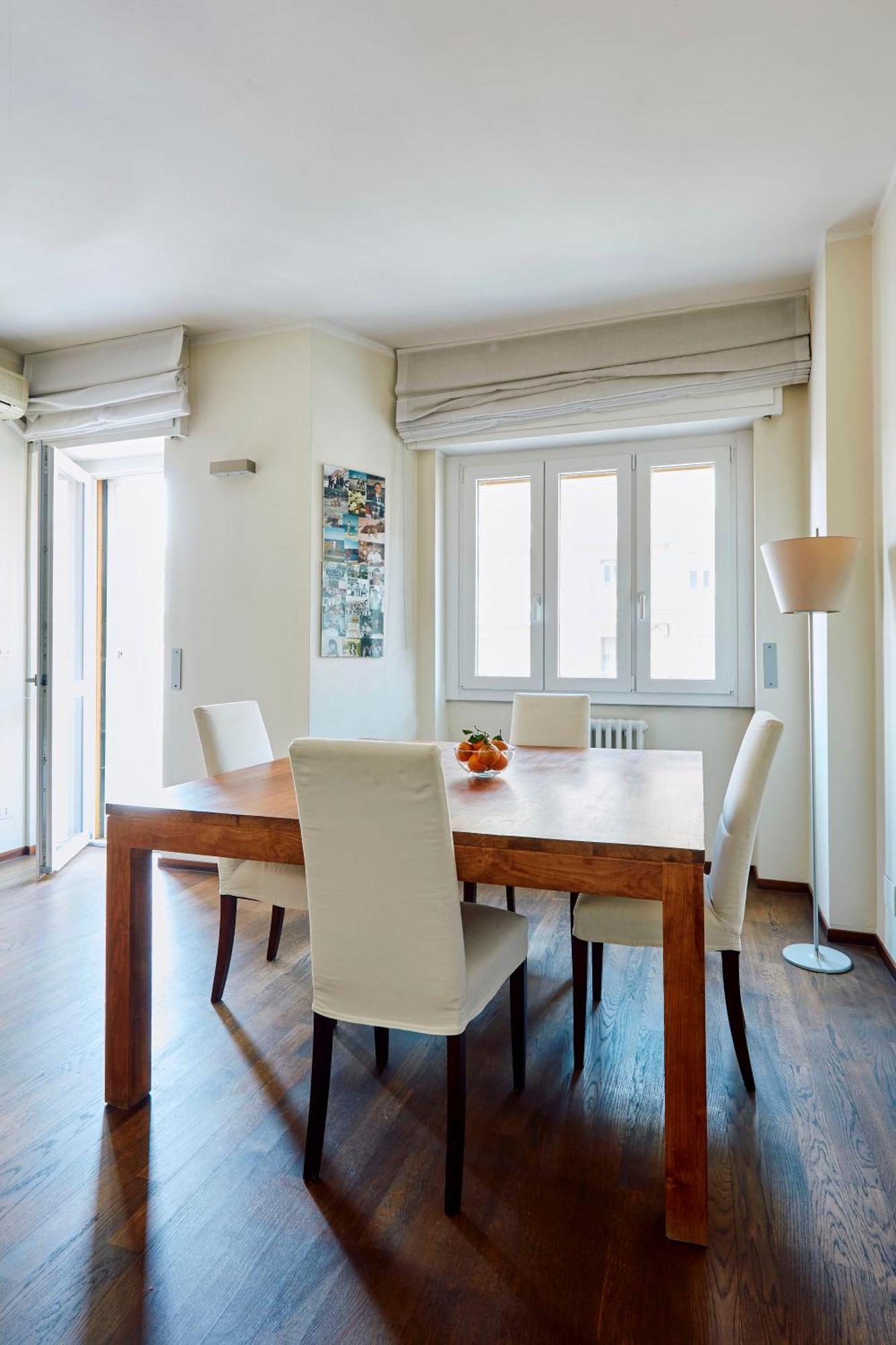 Savona Corner Apartment Милано Екстериор снимка